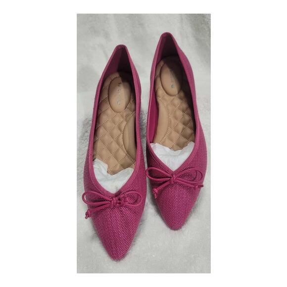 NWT Women's Birdies The Goldfinch Raspberry Pointed Toe Rafia Flats size 6.5 - Picture 2 of 6